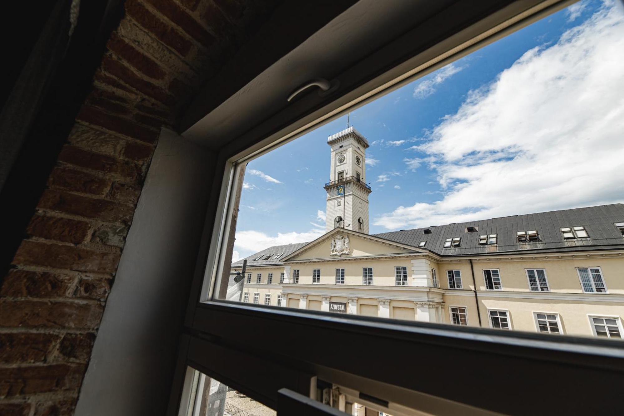 Apartments Justlvivit At The Rynok Square Экстерьер фото